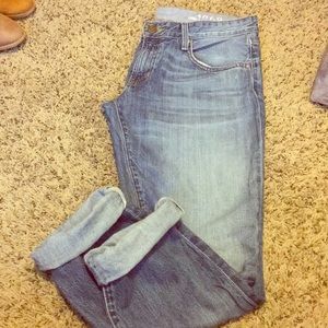 Gap 1969 boyfriend jeans